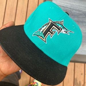 The Florida Marlins 59FIFTY Fitted Cap 7 1/8